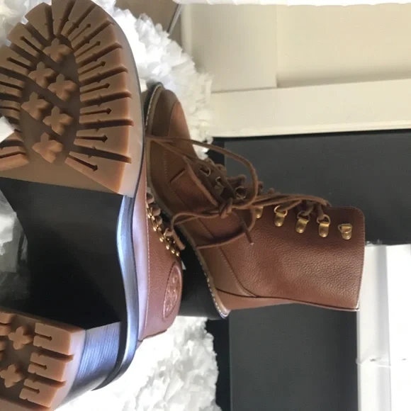 Hurry!! Brand new! Miller Mixed Materials Lug Sole Boot TORY BURCH - Picture 2 of 5